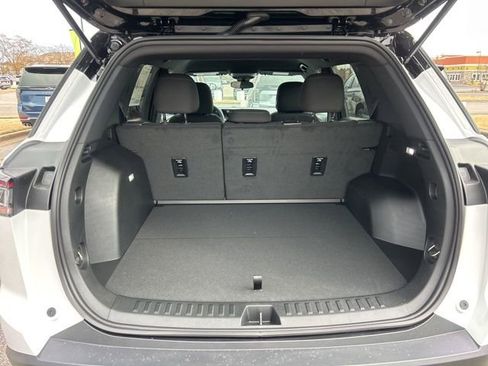 New 2026 Chevrolet Equinox LT image 29