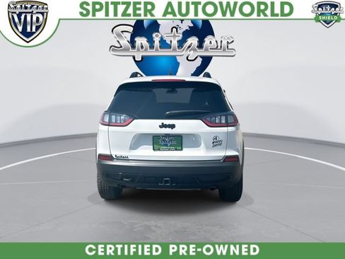 Certified 2022 Jeep Cherokee Latitude w/ Sun & Sound Group AWD/4WD image 8