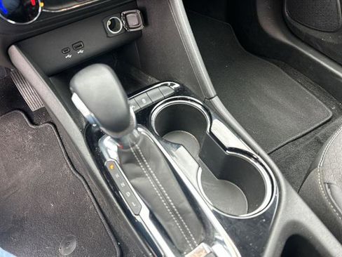 Used 2024 Buick Encore GX Preferred image 41