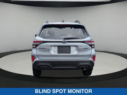 Certified 2025 Subaru Forester Premium AWD/4WD image 5