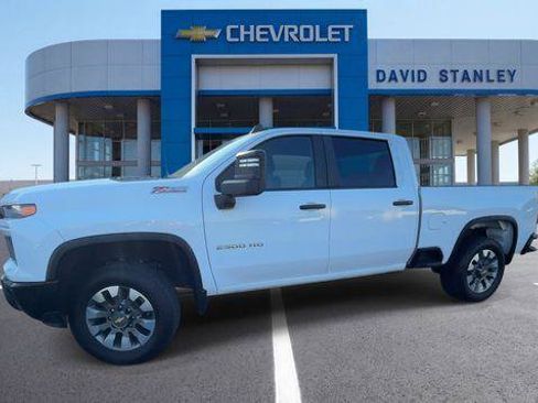 Used 2024 Chevrolet Silverado 2500 Custom w/ Custom Value Package AWD/4WD image 4