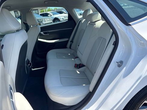 Certified 2025 Hyundai Sonata SEL FWD image 24