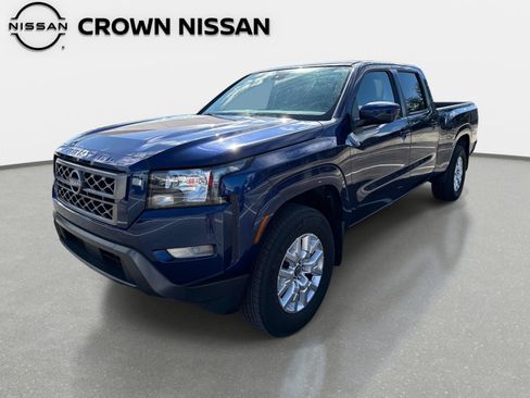 Certified 2023 Nissan Frontier SV w/ Technology Package AWD/4WD image 2