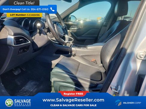 Used 2018 Jaguar F-PACE Premium AWD/4WD image 9