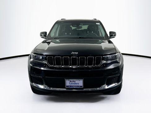 Used 2023 Jeep Grand Cherokee L Limited AWD/4WD image 2