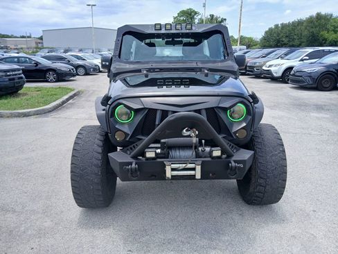 Used 2016 Jeep Wrangler Unlimited Sport AWD/4WD image 3