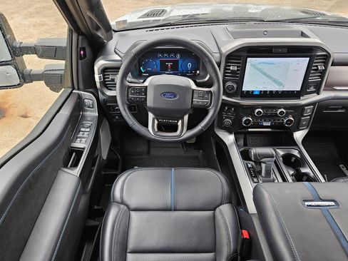 Certified 2025 Ford F150 Platinum AWD/4WD image 29