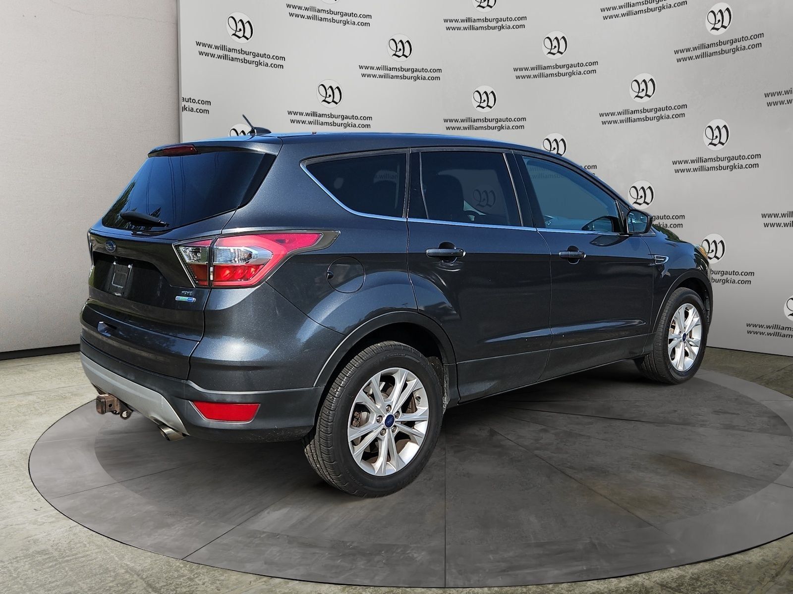 Used 2017 Ford Escape SE AWD/4WD image 5