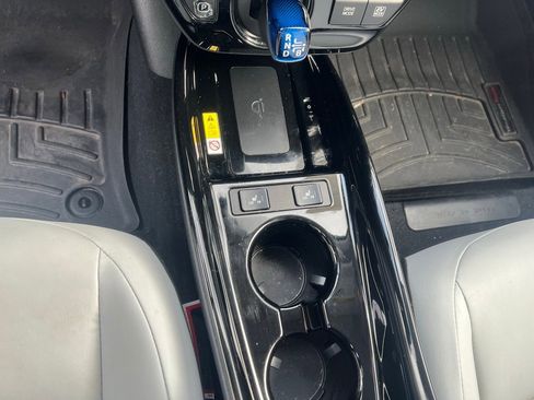 Certified 2021 Toyota Prius Limited w/ Premium Convenience Package image 9