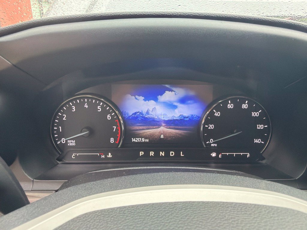 Used 2023 Ford Explorer Limited AWD/4WD image 26