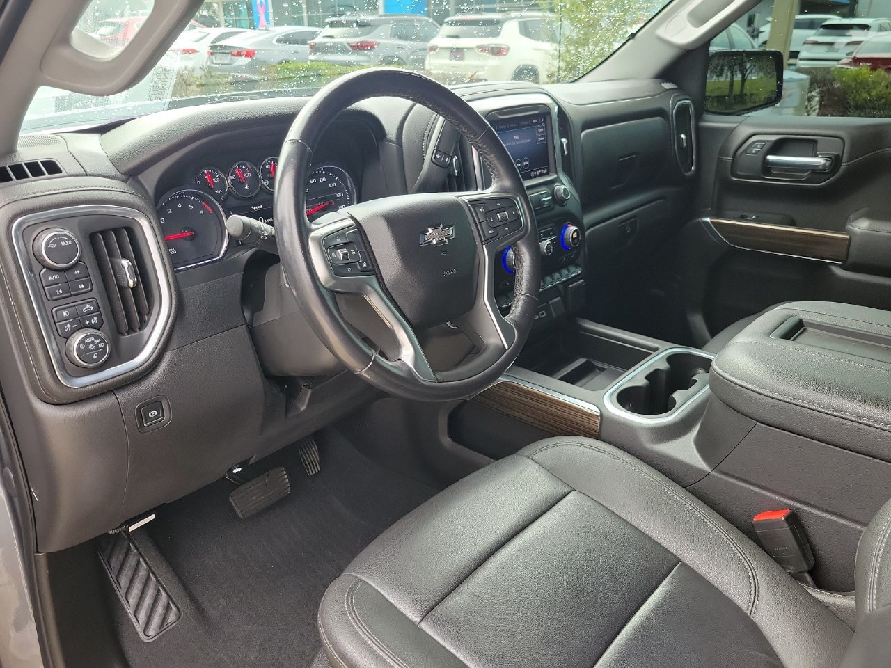 Certified 2022 Chevrolet Silverado 1500 LT Trail Boss w/ LT Trail Boss Premium Package AWD/4WD image 15