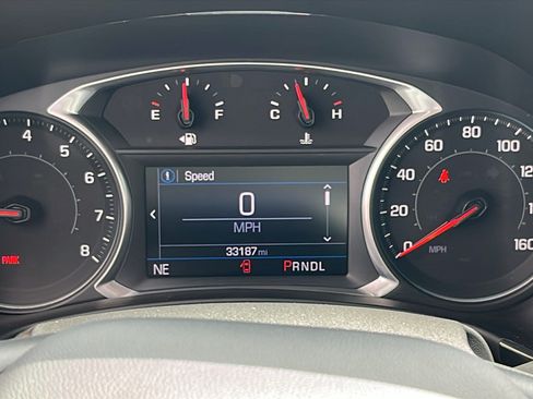 Used 2022 Chevrolet Equinox RS FWD image 14
