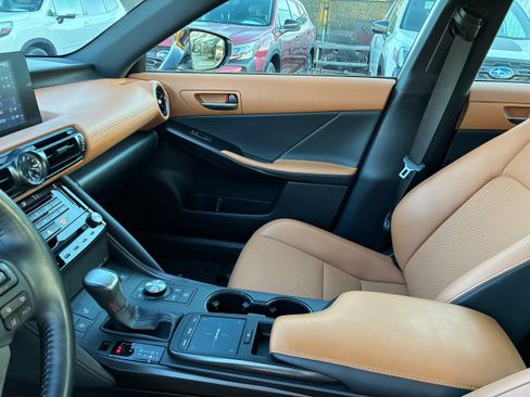 Used 2023 Lexus IS 300 AWD w/ Premium Package image 23