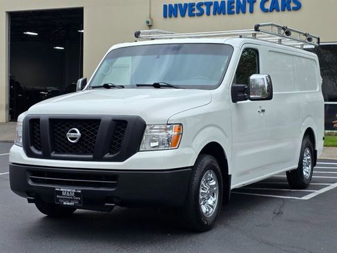 Used 2018 Nissan NV 3500 SL image 1
