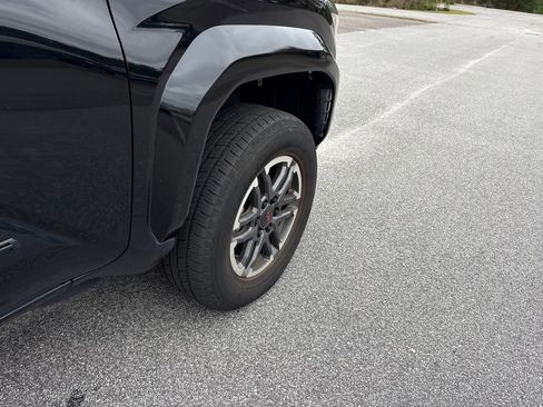 Used 2024 Toyota Tacoma TRD Sport AWD/4WD image 36