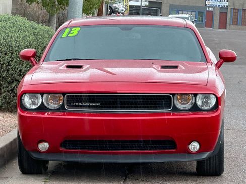 Used 2013 Dodge Challenger SXT Plus image 14