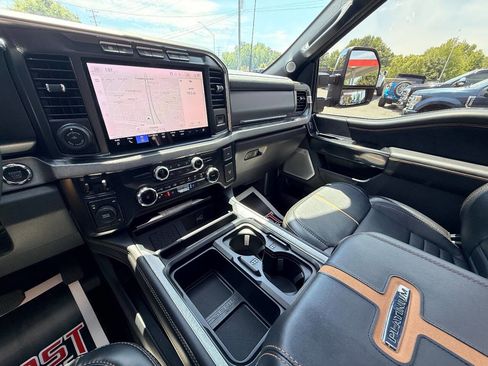 Used 2024 Ford F350 Platinum AWD/4WD image 34