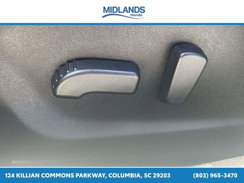 Used 2025 Nissan Altima 2.5 SV FWD image 14