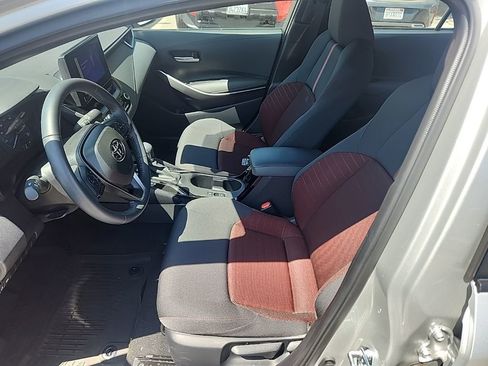 Certified 2025 Toyota Corolla SE FWD image 10
