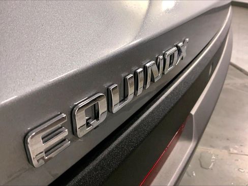 Used 2026 Chevrolet Equinox LT FWD image 8