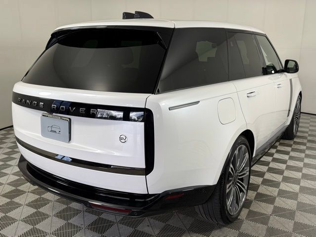 New 2026 Land Rover Range Rover SV AWD/4WD image 7