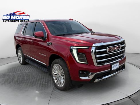 Used 2025 GMC Yukon Elevation AWD/4WD image 7