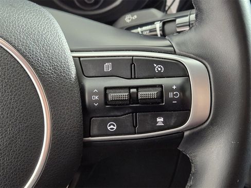 Used 2023 Kia K5 GT-Line image 29