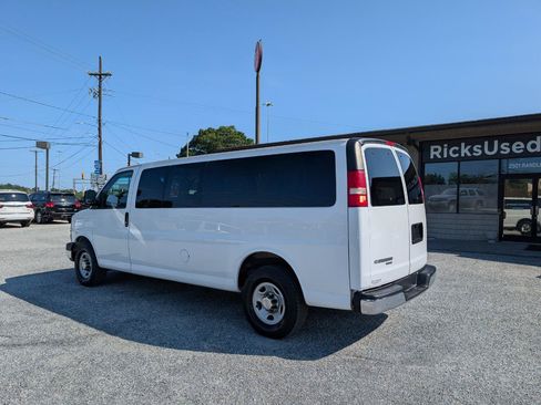 Used 2014 Chevrolet Express 3500 LT w/ LT Preferred Equipment Group RWD image 9