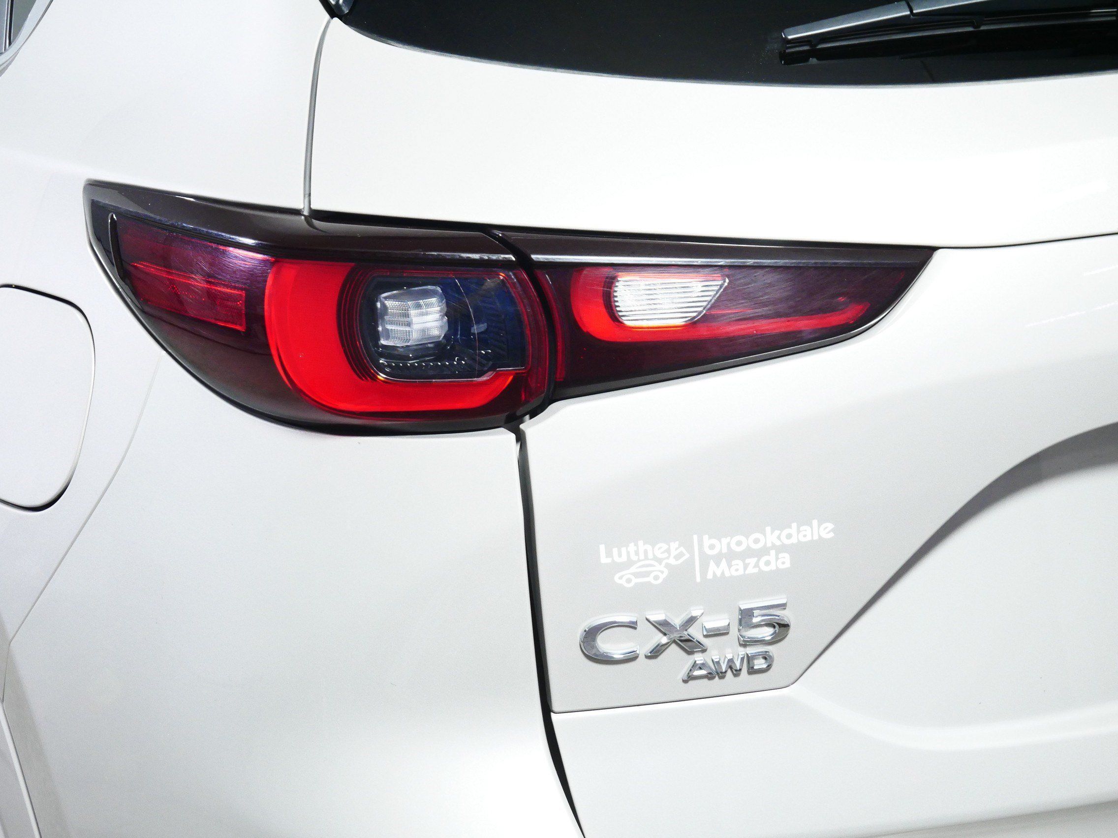 Used 2025 MAZDA CX-5 AWD 2.5 S w/ Preferred Package image 17