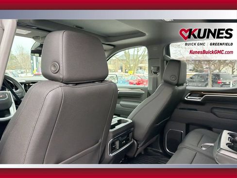 New 2026 GMC Sierra 1500 Elevation w/ Elevation Premium Package AWD/4WD image 33