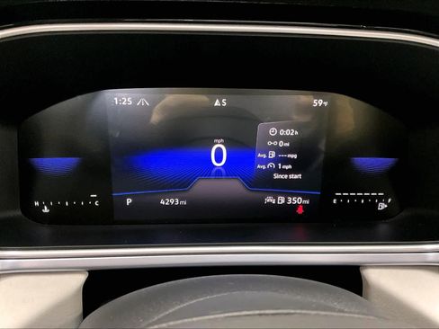Certified 2025 Volkswagen Taos SE AWD/4WD image 23