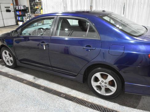 Used 2011 Toyota Corolla S FWD image 23