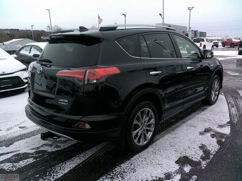 Used 2017 Toyota RAV4 Limited w/ Carpet Mat Package image 2
