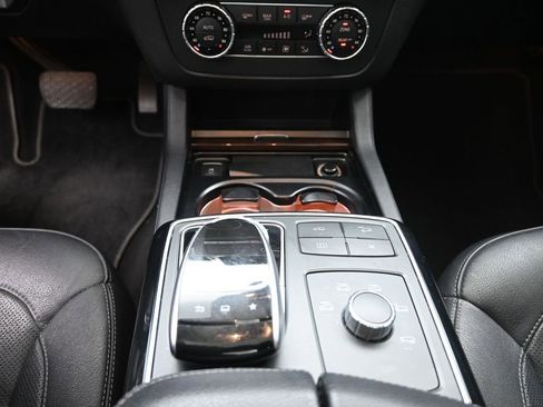 Used 2017 Mercedes-Benz GLS 450 4MATIC image 14