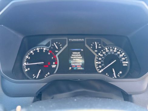 Used 2022 Toyota Tundra Limited w/ TRD Off-Road Package AWD/4WD image 10