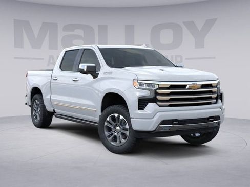 New 2026 Chevrolet Silverado 1500 High Country w/ Technology Package AWD/4WD image 2