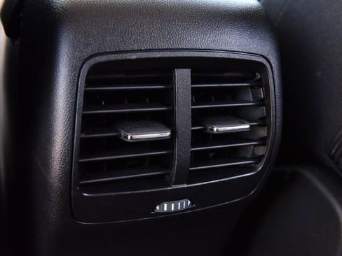 Used 2022 Ford Escape SE w/ SE Sport Appearance Package image 23