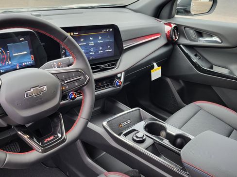 New 2026 Chevrolet Equinox RS image 18