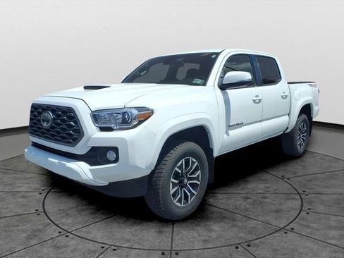 Used 2020 Toyota Tacoma TRD Sport w/ Technology Package AWD/4WD image 1