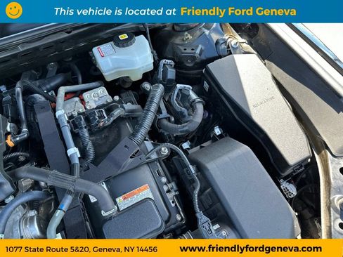 Used 2022 Toyota Camry XLE w/ Navigation Upgrade Package FWD image 22