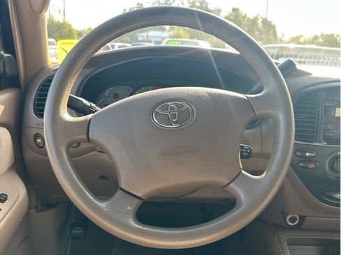 Used 2003 Toyota Sequoia SR5 image 15