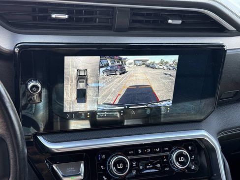 Used 2022 GMC Sierra 1500 Denali AWD/4WD image 18