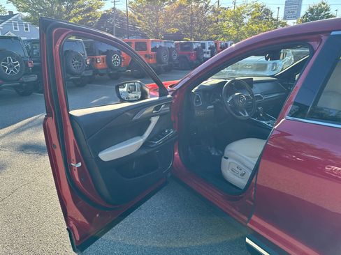 Used 2023 MAZDA CX-9 Grand Touring image 11