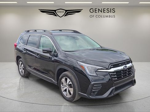 Used 2023 Subaru Ascent Premium w/ Convenience Package AWD/4WD image 7