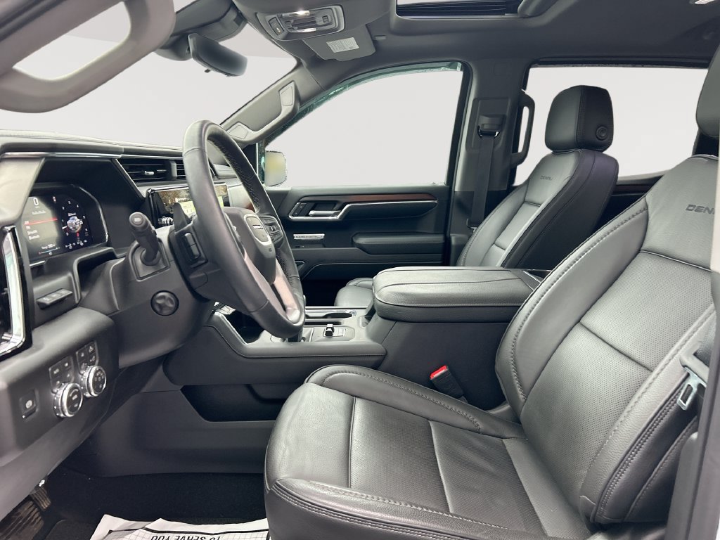 Used 2026 GMC Sierra 1500 Denali w/ Technology Package AWD/4WD image 24