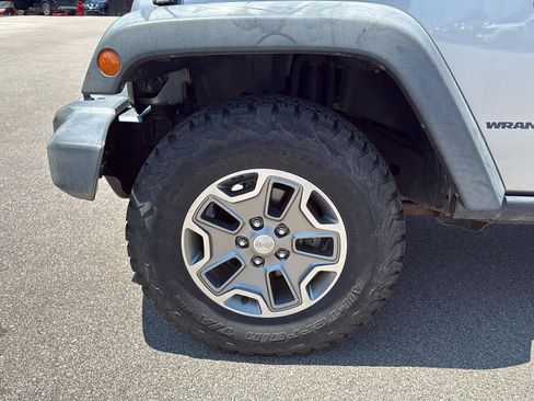 Used 2017 Jeep Wrangler Sport AWD/4WD image 14