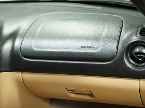 Used 2001 MAZDA MX-5 Miata LS image 38
