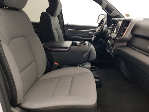 Used 2021 RAM 1500 Big Horn RWD image 21