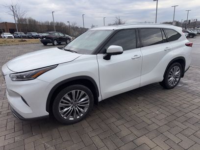 Used 2022 Toyota Highlander Platinum