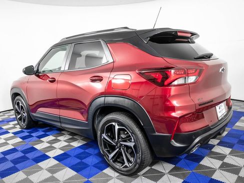 Used 2023 Chevrolet TrailBlazer RS w/ Sun and Liftgate Package image 7